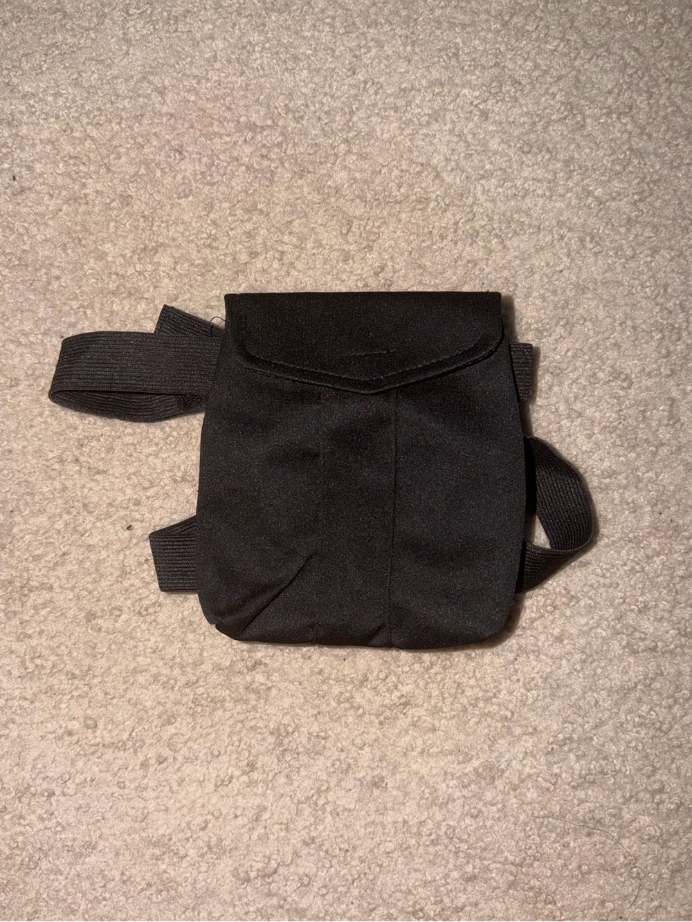 Women’s Compact Black Crossbody Pouch